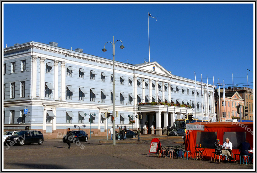 LOW-RES-Helsinki-City-Hall